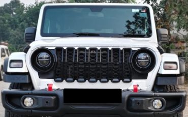 Mahindra Thar 4×2 AT Petrol